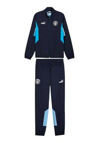 Chándal azul marino con chaqueta con cremallera y pantalones de cintura elástica. Presenta detalles azules y logos en ambas piezas. Hecho de tela ligera.