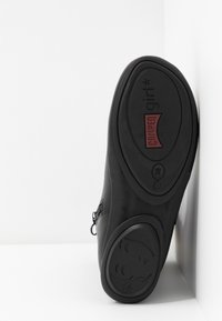 Camper Zimní obuv - black