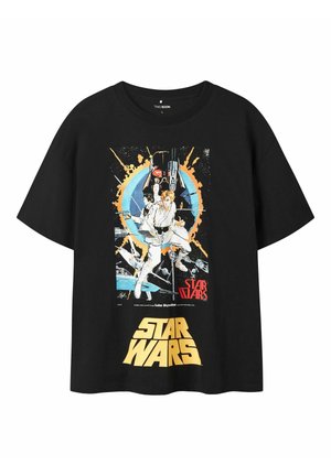 Svart bomullströja med en färgglad Star Wars grafisk tryck. Designen innehåller karaktärer och element i en fyrkantig ram, med gul text nedanför.