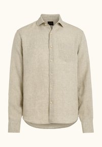 Camicia di lino beige con maniche lunghe, colletto con bottoni, taschino frontale e orlo arrotondato. Presenta bottoni marroni chiari lungo la patta.