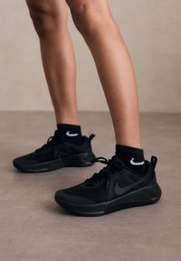 MC TRAINER 3 - Treniņkurpes - black/anthracite