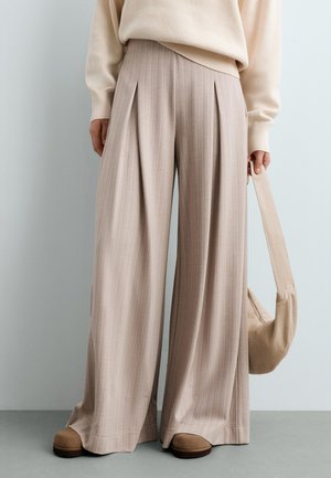 OYSHO, SOFT-TOUCH WIDE LEG TROUSERS - Trousers - soft mink