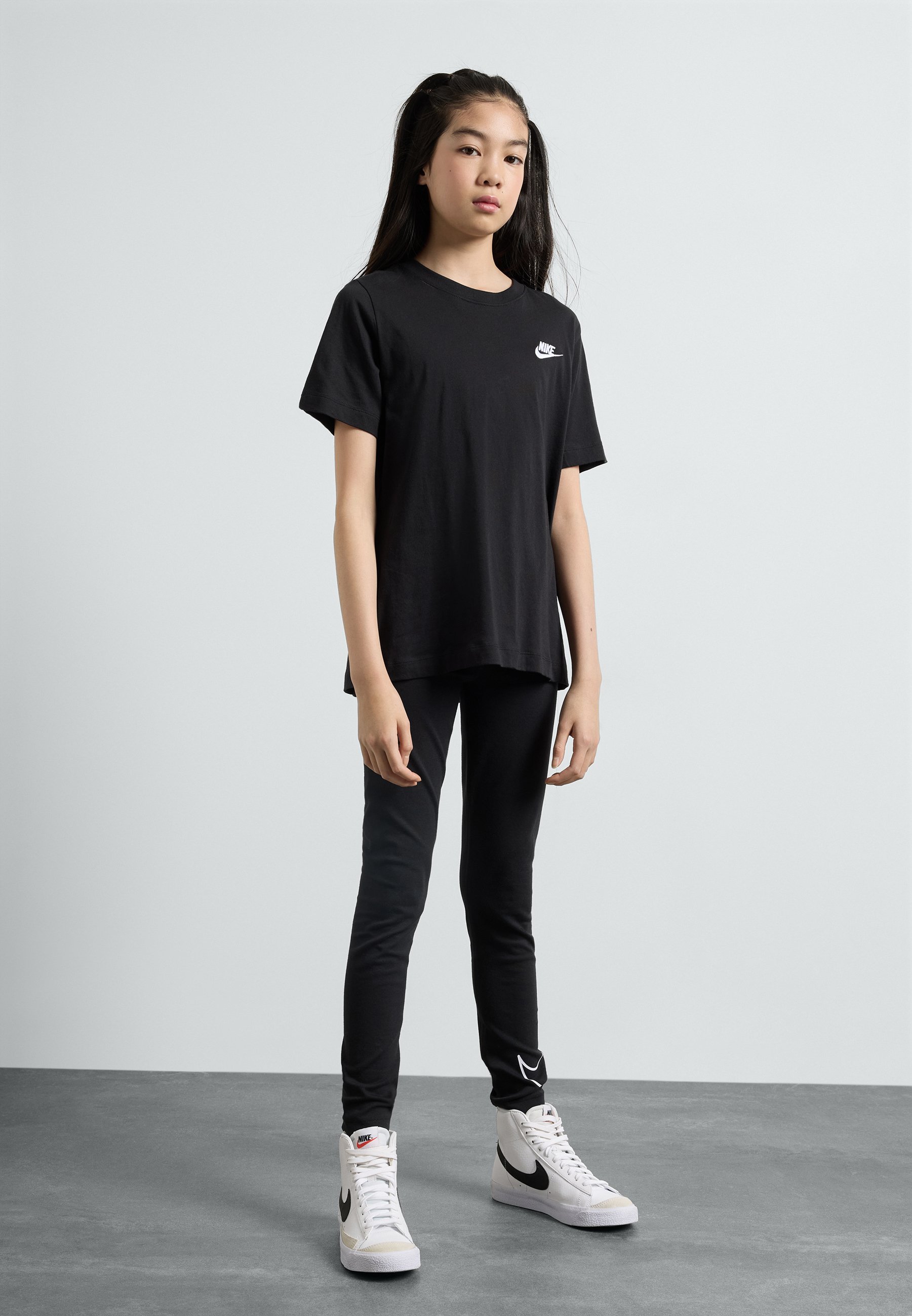 Nike Sportswear TEE FUTURA - Print T-shirt - black/white