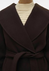 Vero Moda VMANNE BERGEN LCS - Bleizeris - chocolate torte