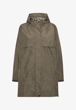 Długi, oliwkowozielony, wodoodporny płaszcz przeciwdeszczowy z kapturem, z zamkiem błyskawicznym z przodu i zapięciem na zatrzaski, kieszeniami po bokach oraz regulowanymi sznurkami przy kapturze.
