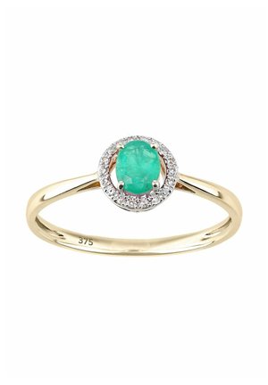 Goldring mit einem ovalen Türkisstein, umgeben von einem Halo aus kleinen klaren Edelsteinen; glatter, glänzender Ring mit schlichtem Design.