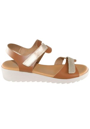 CONFORT MODELO SEVILLAS - Sandalias de cuña - cuero