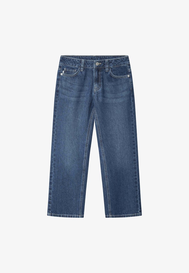 Vaqueros recortados de mezclilla en azul oscuro, con cinco bolsillos, una bragueta con cremallera y un cierre de botón. Presentan una pierna recta y una textura ligeramente desgastada.