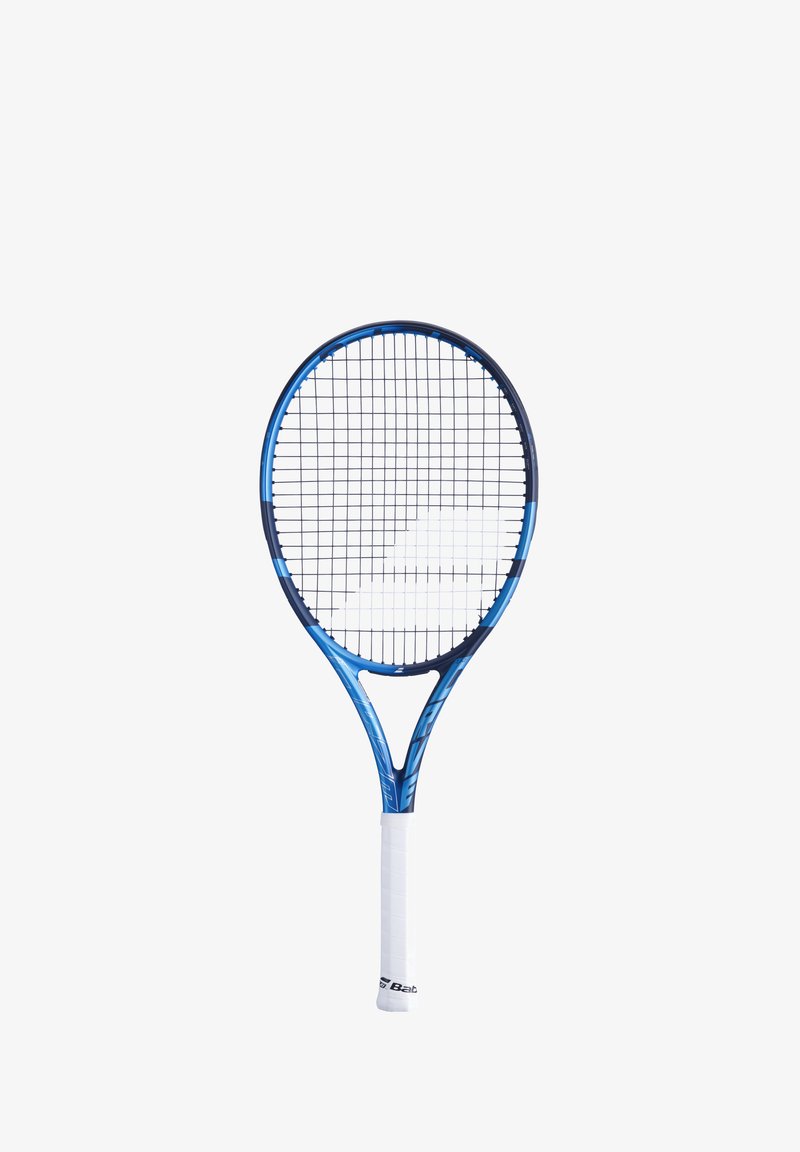 Blå tennisracket med et rundt hoved, strukturerede strenge og hvidt grebshåndtag. Rammen har glatte kurver og subtile accenter.