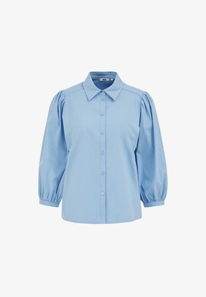 Cămașă albastru deschis cu guler, nasturi în partea din față și mâneci lungi cu volum. Confecționată din material neted, cu un finisaj curat.