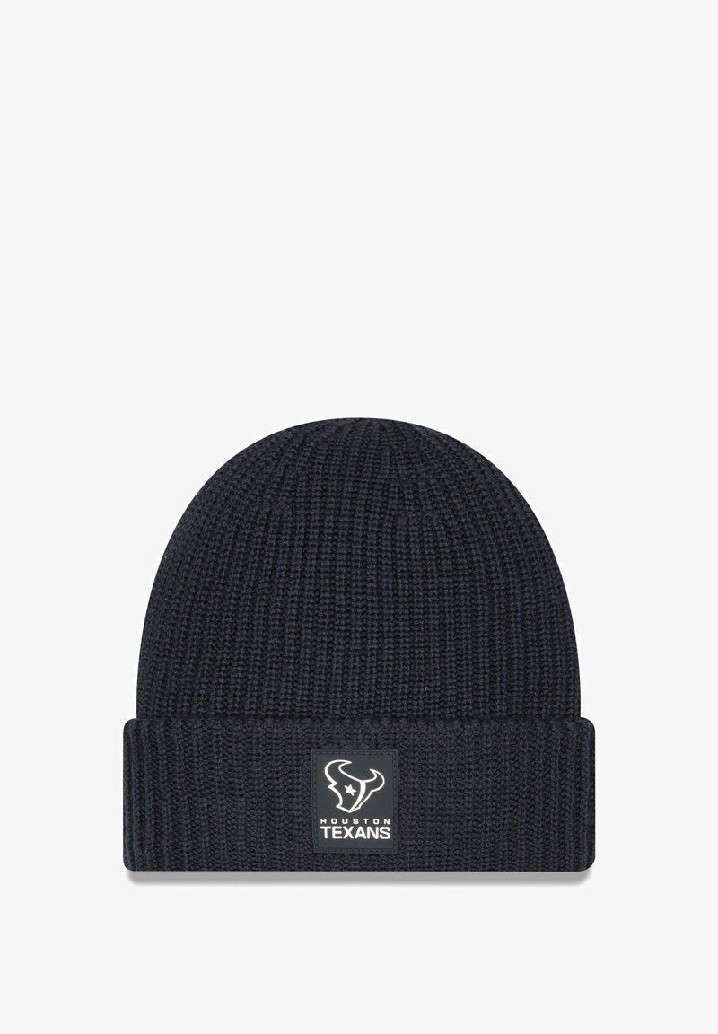 Strickmütze in dunklem Marineblau mit geripptem Design und umgeschlagenem Bund. Mit einem quadratischen Logopatch, auf dem "HOUSTON TEXANS" und ein Stiersymbol zu sehen sind.