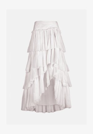 Bijela maxi suknja s naborima u slojevima, asimetričnog ruba i naboranim pojasom.