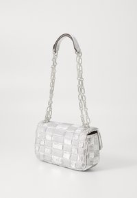 MICHAEL Michael Kors TRIBECA SHOULDER - Handbag - silver
