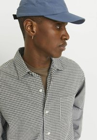 Jack & Jones WEIT GESCHNITTEN - Camicia - bright white