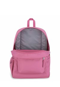 Roze rugzak met een lichte glans, met een hoofdcompartiment met een grijze voering, een voorvak en een zijvak van gaas. Twee stevige handvatten.