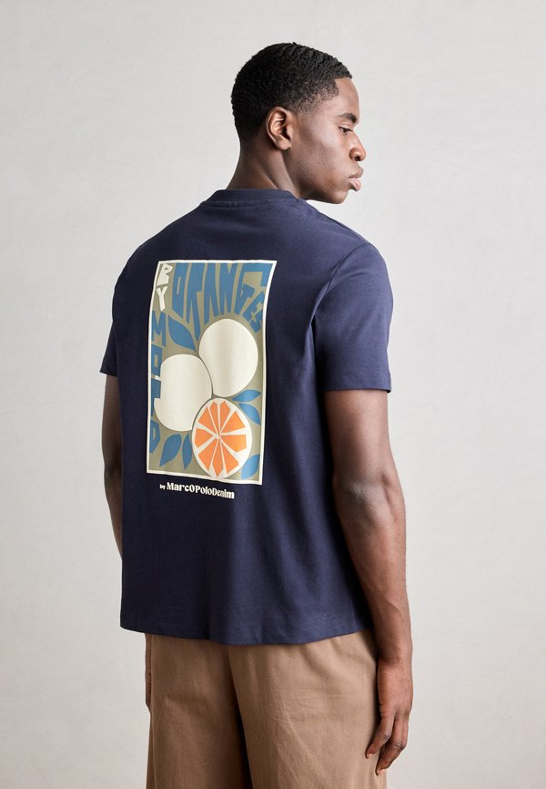 ORANGE FIBRE CAPSULE GRAPHIC - Print T-shirt