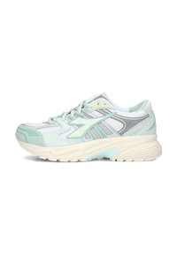 Lichte hardloopschoen met een bovenwerk van mintgroen, grijs en wit mesh, een gevoerde zool en een getextureerde rubberen buitenzool.