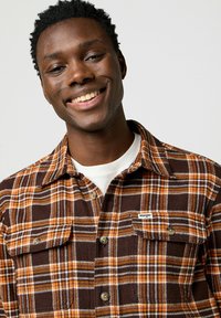 Wrangler LONG SLEEVE - Jas - deep brown