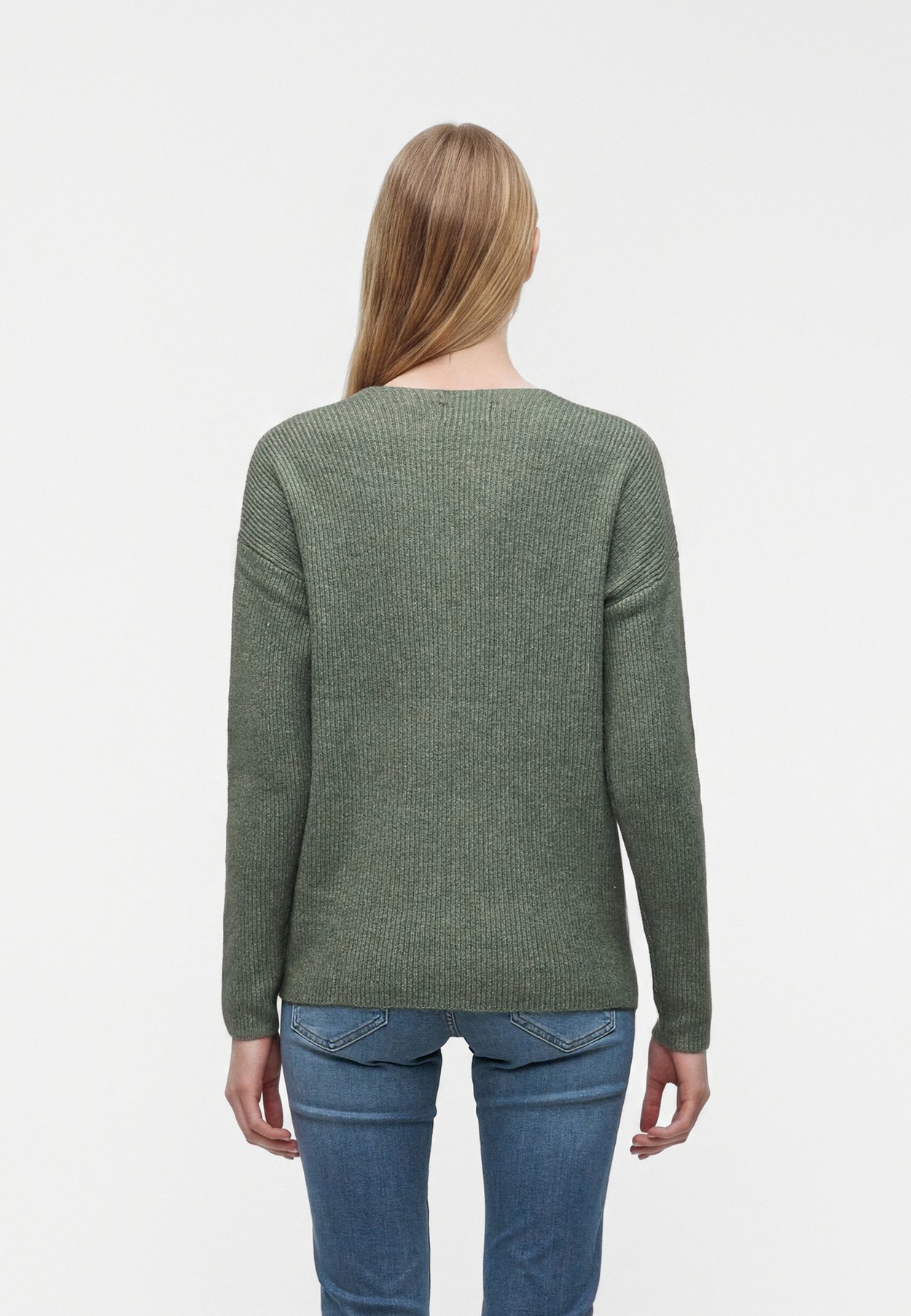 ONLCAMILLA V-NECK L/S PULLOVER KNT NOOS