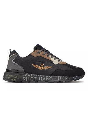 Sneakers laag - black