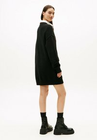 Tommy Jeans VARSITY INTARSIA LOGO MINI  - Abito in maglia - black