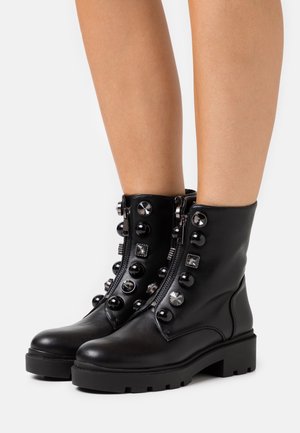 Tata Italia, Bottines à plateau - black