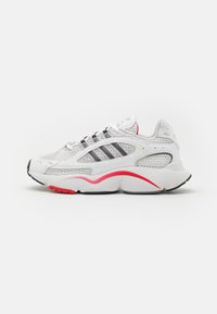 adidas Originals OZMILLEN UNISEX - Sportbačiai - footwear white/grey one/core black