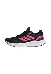Unselected, core black   pink fusion   cloud white