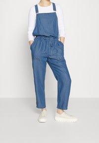 ONLY Petite Hängselbyxor - blue denim