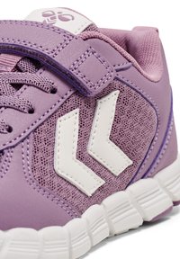 Hummel SPEED JR - Chaussures de running sur route - very grape