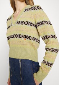 Victoria Beckham Stickad tröja - light green