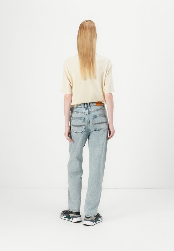 STRAIGHT PANTS LIGHT SHADE - Straight leg jeans - salt coast3
