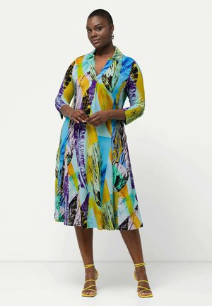 Ulla Popken TROPICAL - Jurk - pistachio