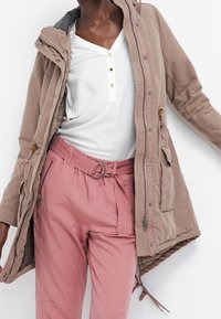 Hilfiger Denim Parkas - taupe