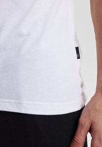 JBS OF DENMARK T-shirts basic - white