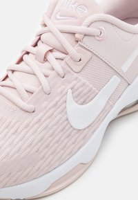 Guava Trainingsschuh Air Max Bella Tr Nike Performance ZOOM