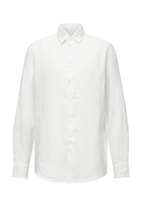 Chemise blanche en lin à manches longues avec fermeture boutonnée sur le devant, col pointu et poignets boutonnés, présentée sur un fond blanc.