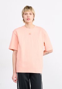 adidas Originals - TEE - Basic T-shirt - glow pink Thumbnail Image 1