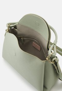 Coccinelle COCCINELLEECLYPS - Borsa a mano - celadon green