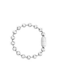 Hopeaketju hopeakuulilla, joissa on sileitä, pyöreitä metallikuulia ja pitkänomainen solki, jossa on "BREIL" kaiverrus, luoden saumattoman muotoilun.