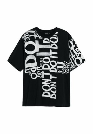 Schwarzes Baumwoll-T-Shirt mit großen weißen Textgrafiken und dem Satz "NIMM ES NICHT IN ANSPRUCH" in verschiedenen Schriftarten. Kurze Ärmel und runder Halsausschnitt.
