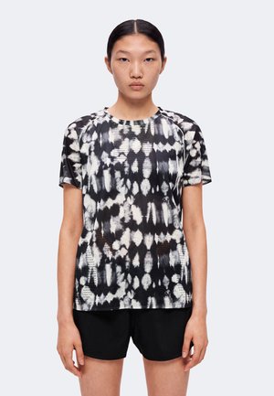 ASICS, LIMITED SERIES METARUN  - Sports T-shirts - cream/performance black