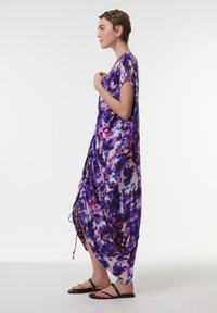 Leem RUCHED FRONT PRINTED  - Maxikleid - purple