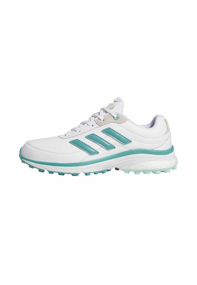 Weiße Sportschuhe mit türkisfarbenen Akzenten. Sie verfügen über drei türkisfarbene Streifen an der Seite und eine gepolsterte weiße Sohle, die sich gut für den Sport eignet.
