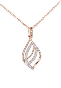 Ciondolo in oro rosa a forma di foglia, con pietre bianche scintillanti incastonate in un design a spirale, appeso a una delicata catena.