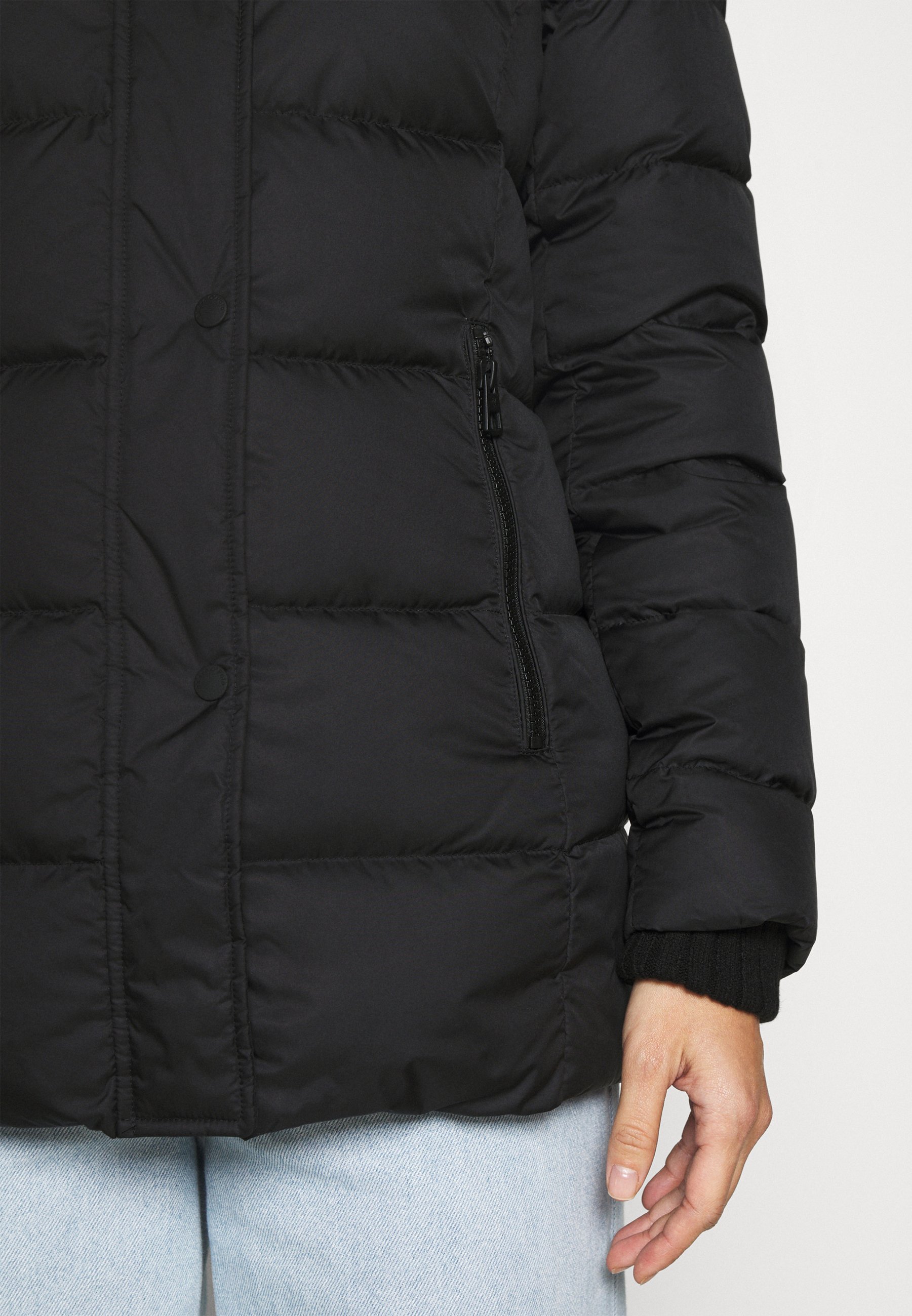 hot crag insulated jacket