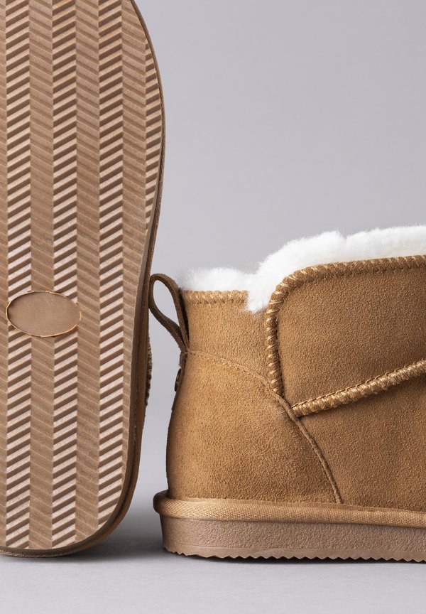 Winter boots - tan4
