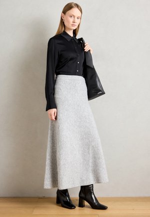 Rankning 8: Lindex - SKIRT INA - Maxikjol
