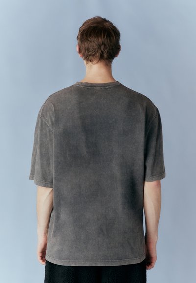 Han Kjøbenhavn PRINTED UNISEX - T-shirts med print - grey