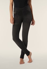 Freddy N.O.W.® YOGA DENIM - Ļoti pieguloši džinsi - jeans nero cuciture in tono